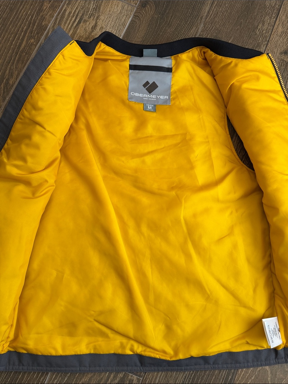Obermeyer Boys’ Ronan Yellow 3-in-1 Component Shell Jacket with Insulated Vest-M - Picture 12 of 13